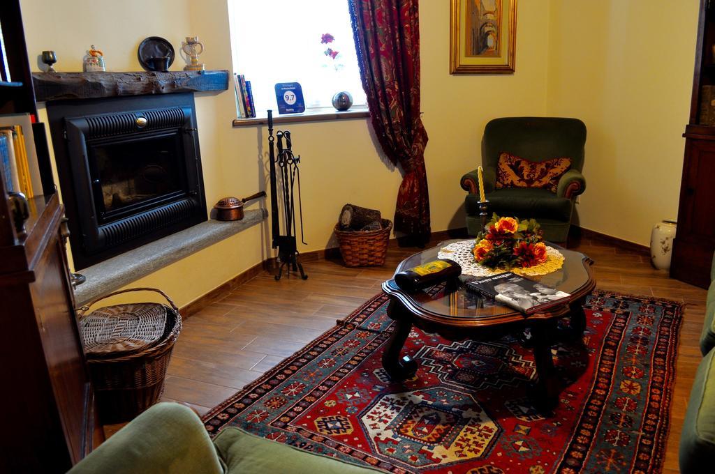 Le Macine Relais Bed & Breakfast Cairo Montenotte Exterior photo