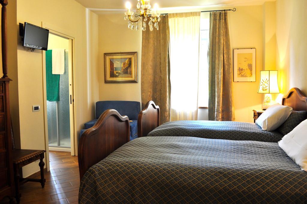 Le Macine Relais Bed & Breakfast Cairo Montenotte Exterior photo