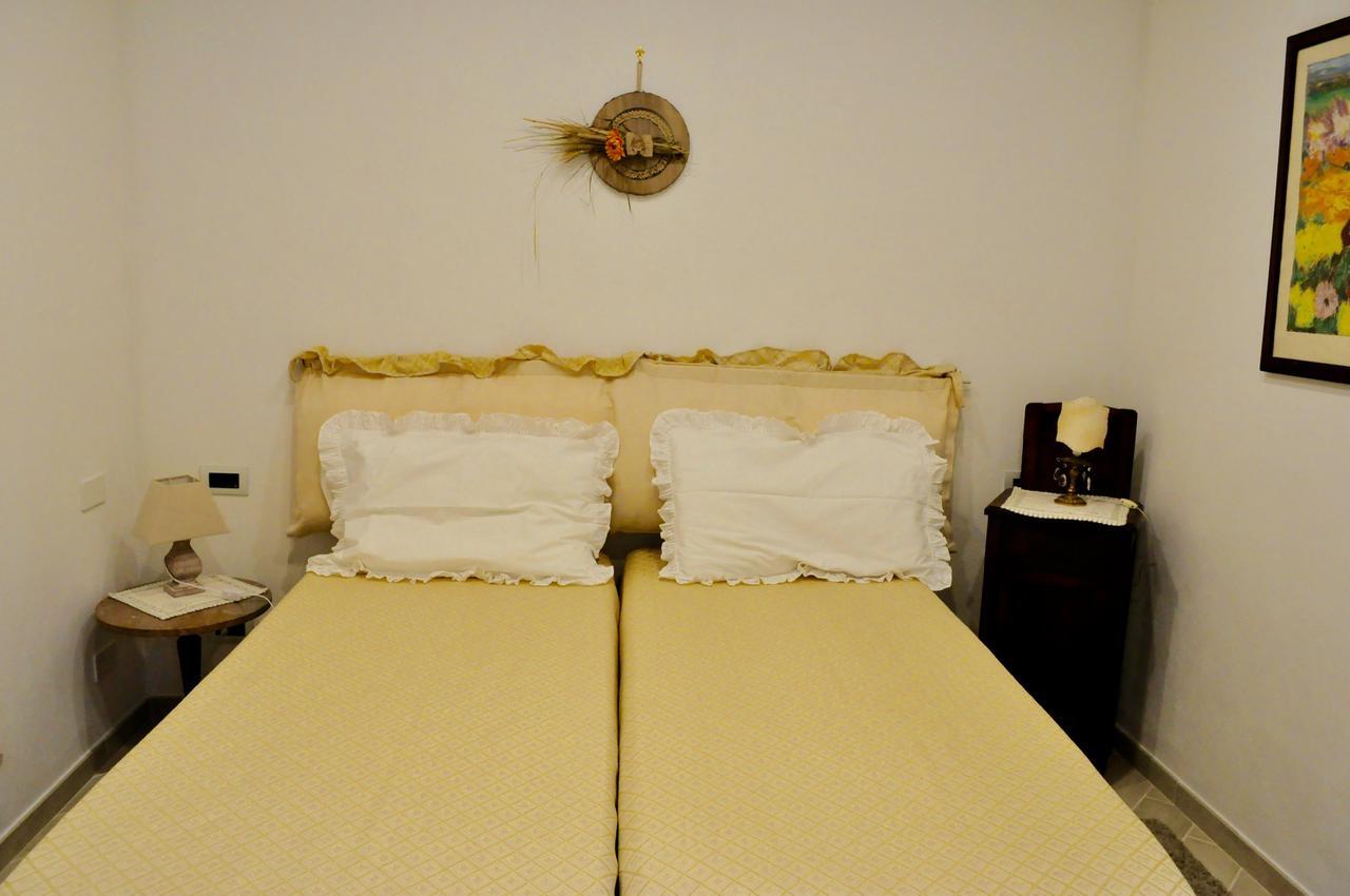 Le Macine Relais Bed & Breakfast Cairo Montenotte Exterior photo